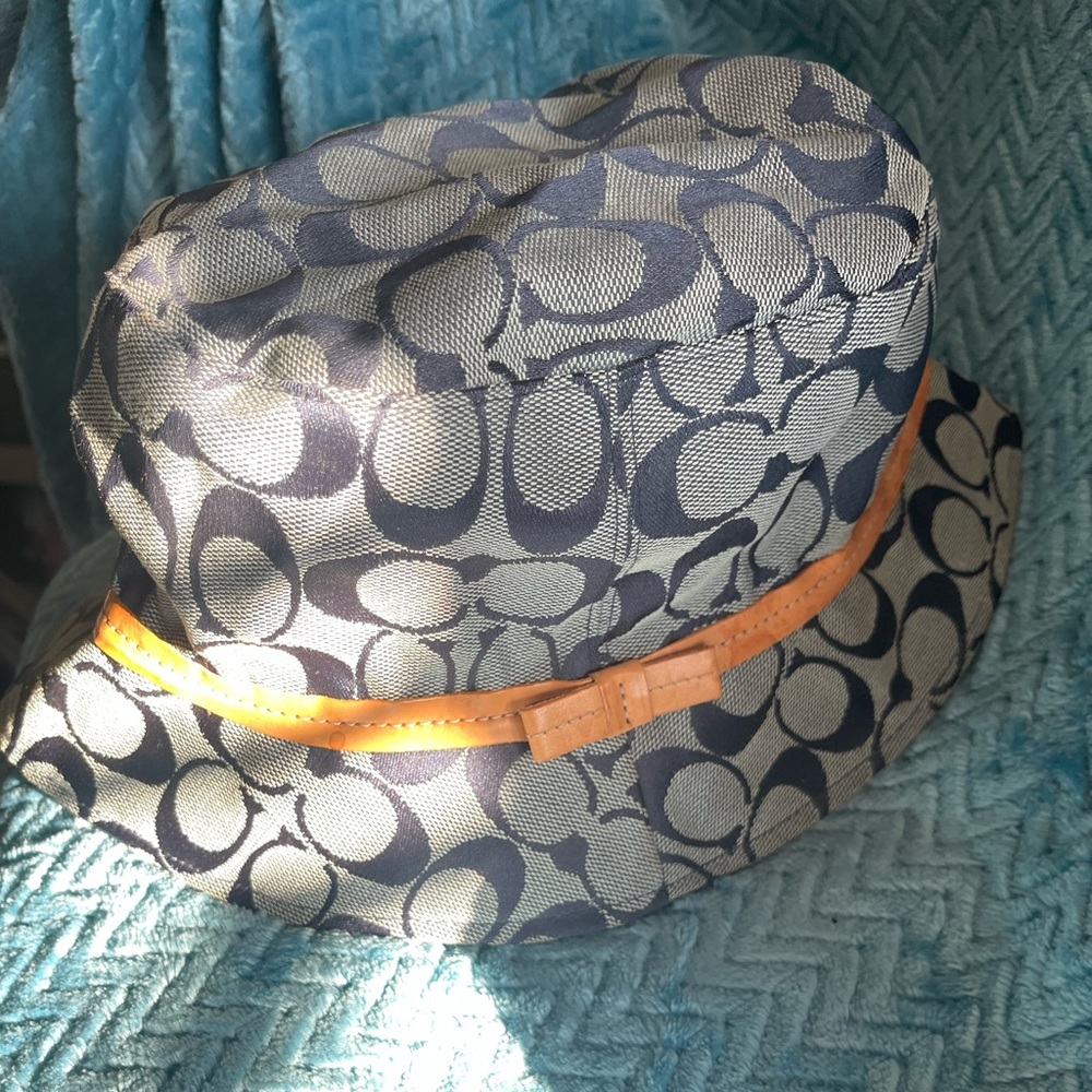 Coach hat